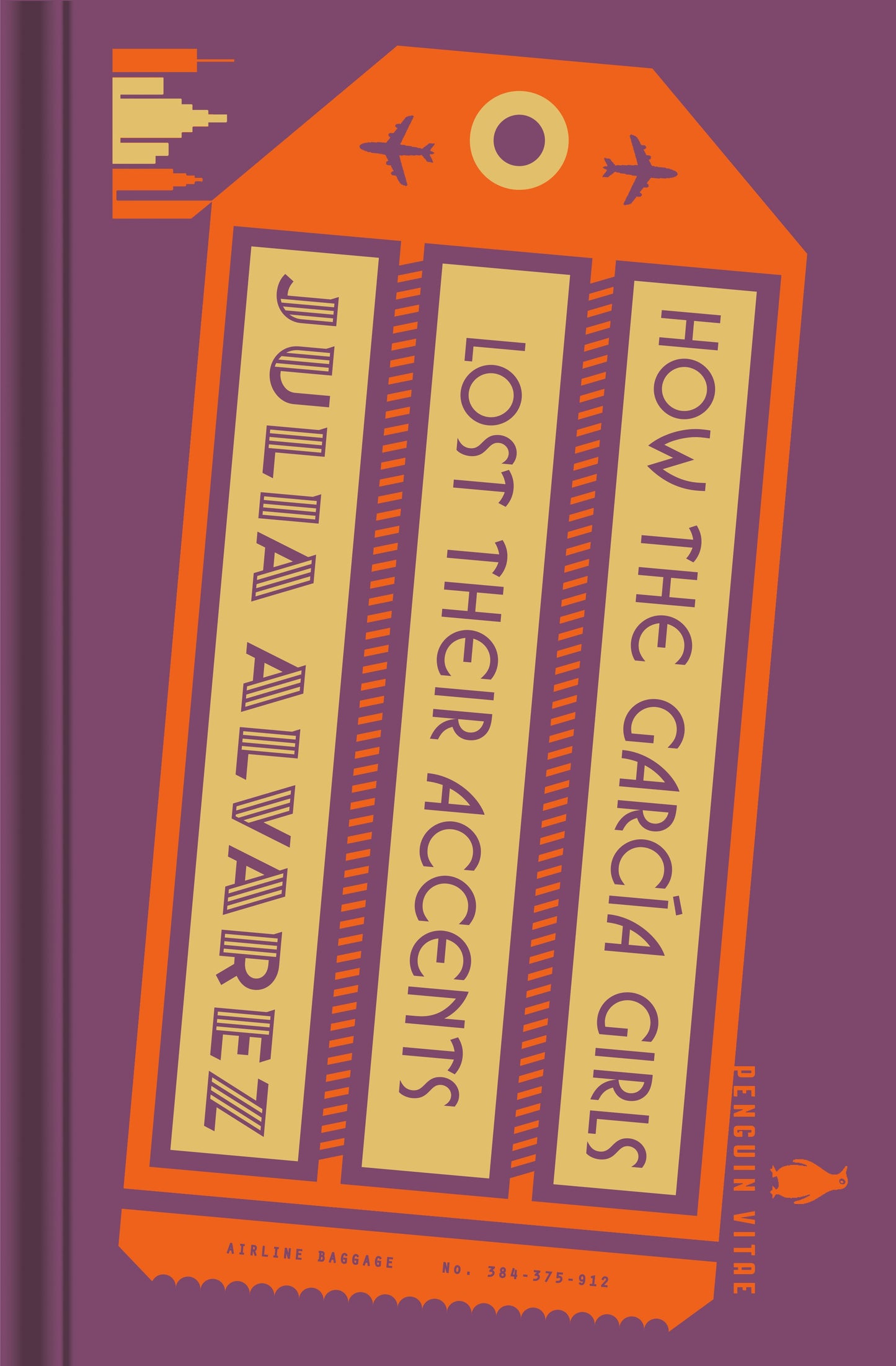 How the García Girls Lost Their Accents by Alvarez, Julia. ISBN 9780143136552.