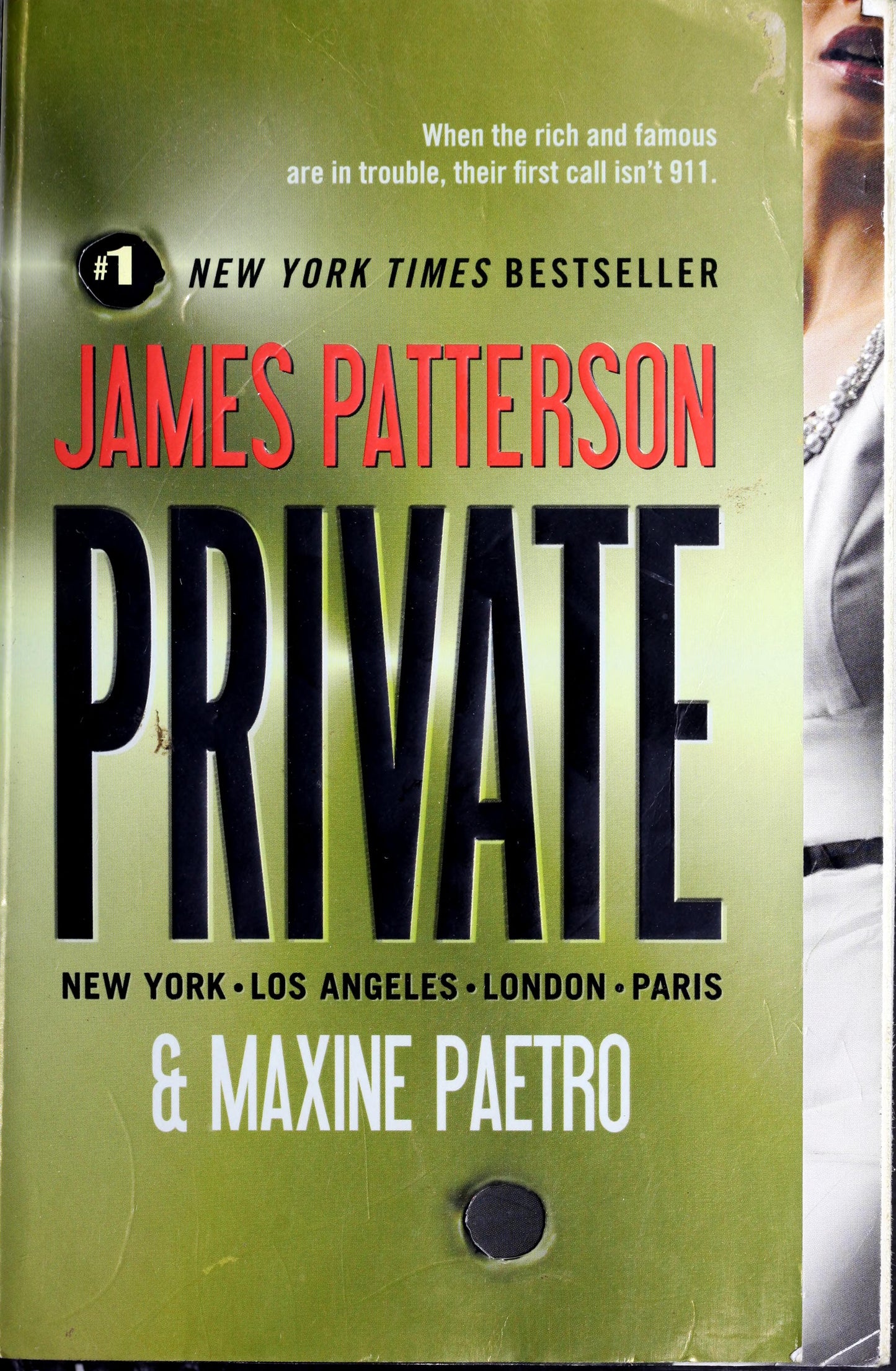 Private by Patterson, James. ISBN 9780446572569.