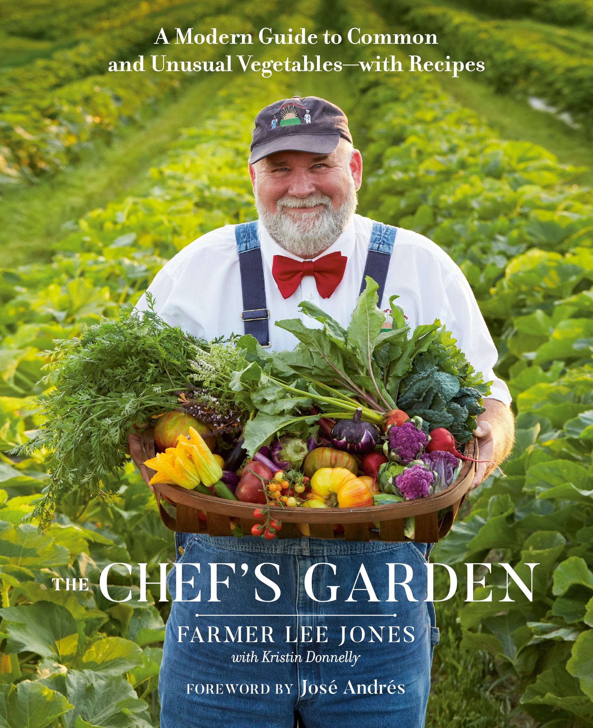 The Chef's Garden: A Modern Guide to Common and Unusual Vegetables--With Recipes: A Cookbook by Jones, Farmer Lee. ISBN 9780525541066.