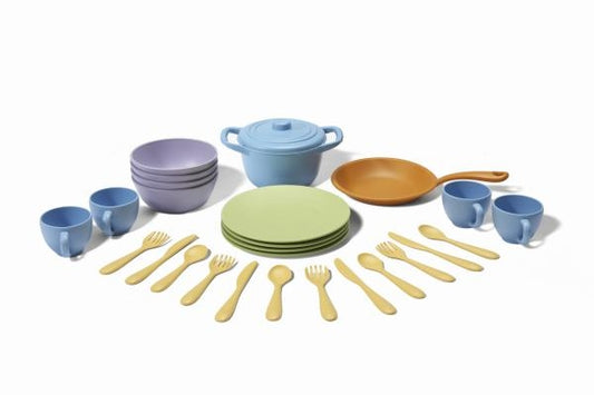 Cookware & Dining Set by Green Toys